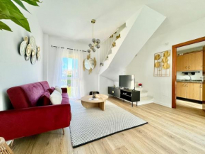Historic Center Duplex with 3BD AC & Parking